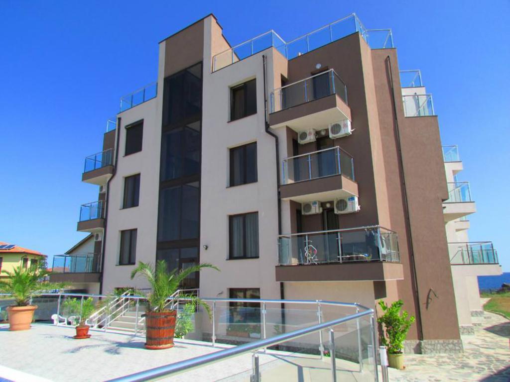 Afrodita Apartments 2 ซิเนโมเร็ท ภายนอก รูปภาพ