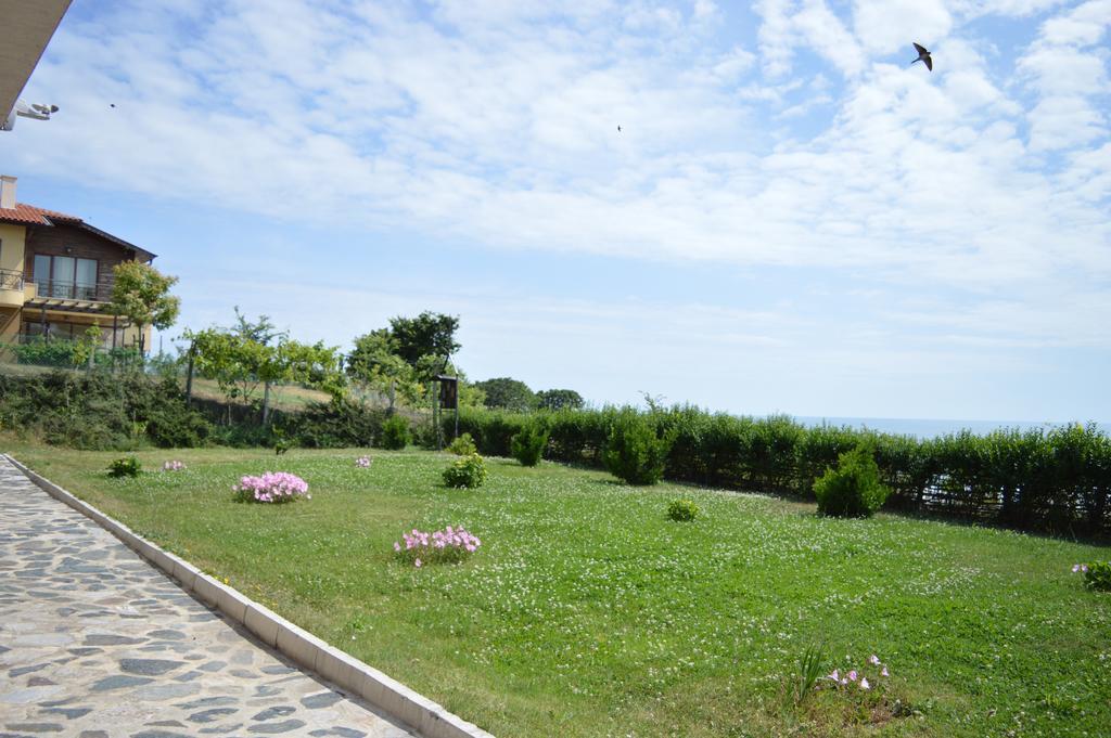 Afrodita Apartments 2 ซิเนโมเร็ท ภายนอก รูปภาพ