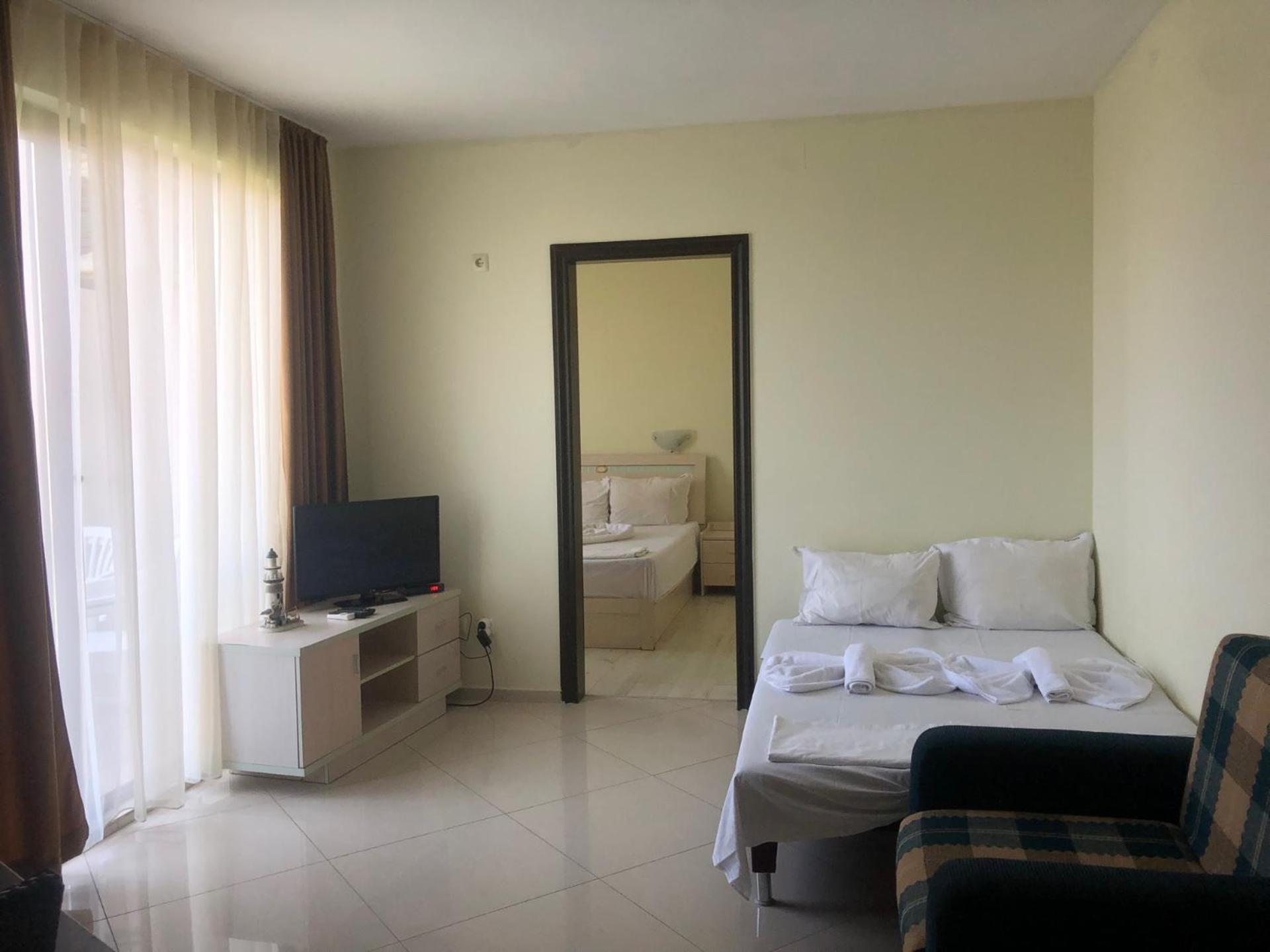 Afrodita Apartments 2 ซิเนโมเร็ท ภายนอก รูปภาพ