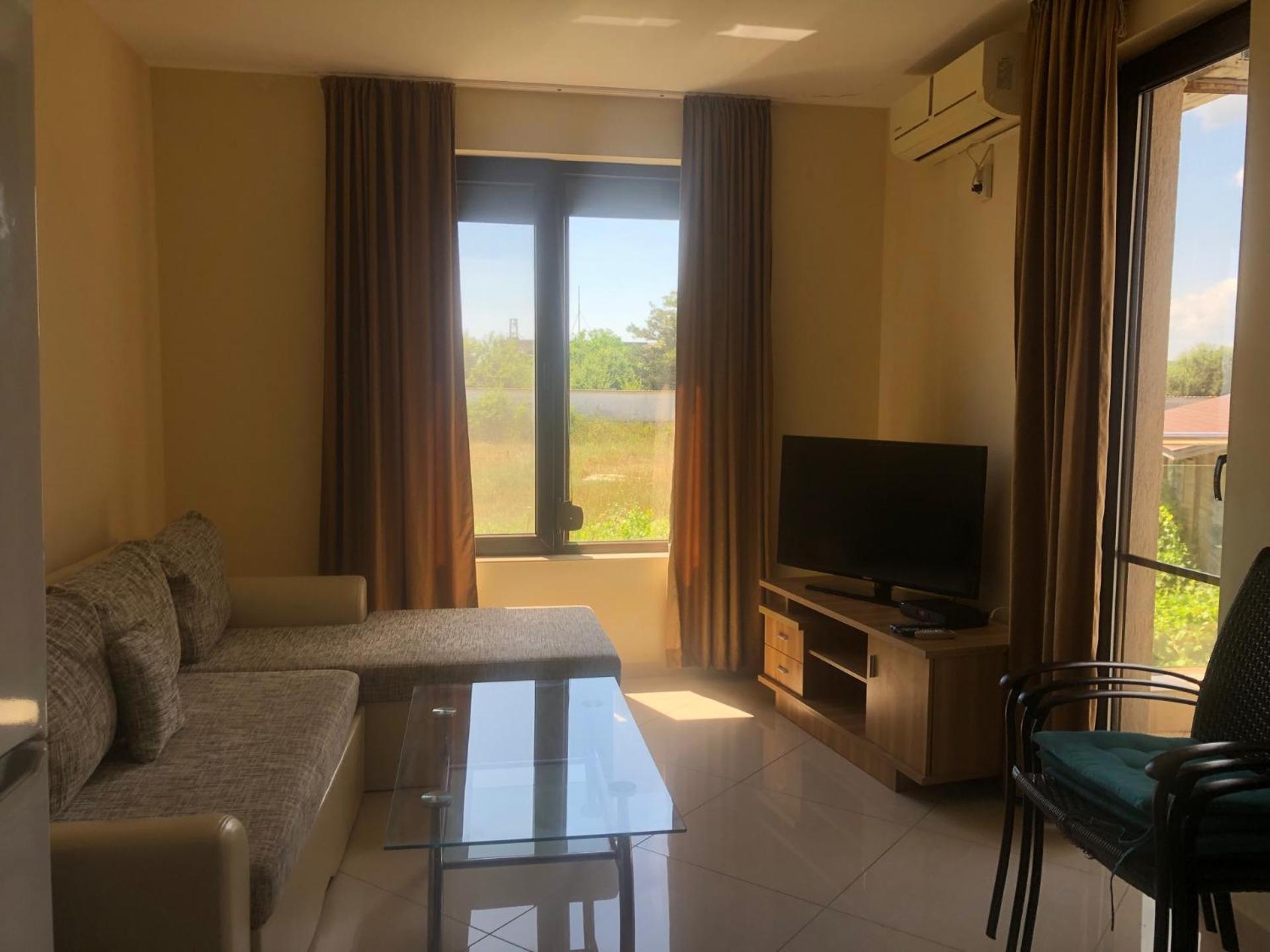 Afrodita Apartments 2 ซิเนโมเร็ท ภายนอก รูปภาพ